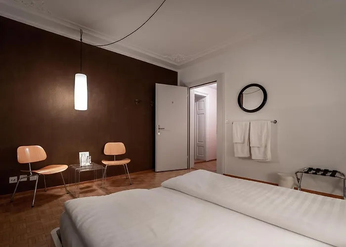 Zum Guten Glueck Guest house Zurich