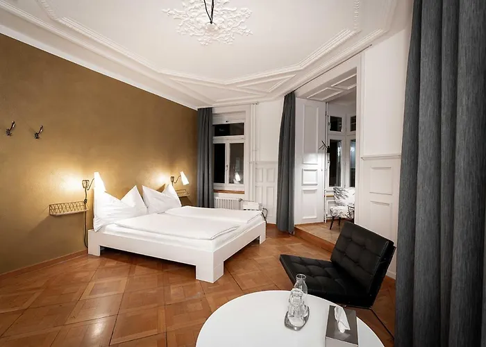 Zum Guten Glueck Guest house Zurich