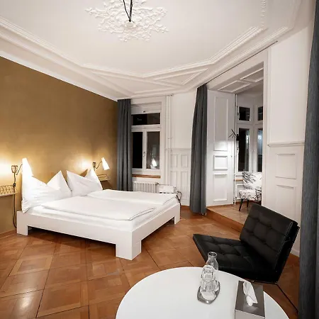 Zum Guten Glueck Guest house Zurich