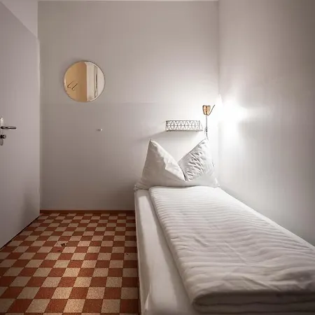 Zum Guten Glueck Guest house Zurich